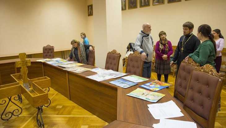 Брянская епархия оценила конкурсные детские рисунки