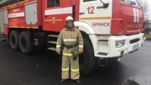 Жуковский огнеборец спас десять человек на пожаре