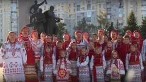 Путина поздравил с днем рождения брянский ансамбль «Околица»