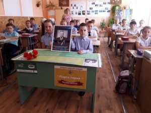 Более ста школ Брянской области включились в проект «Парта Героя»