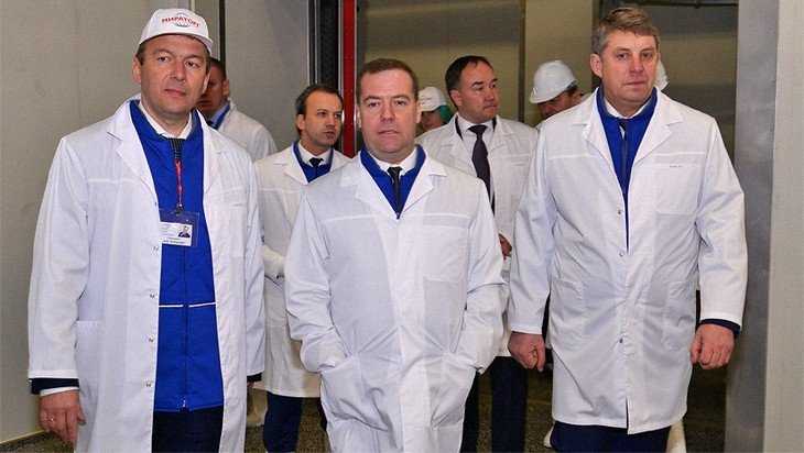 Медведев выделил брянскому сельскому хозяйству 4,4 миллиарда рублей