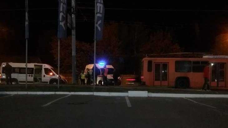 В Брянске ещё одна пассажирка маршрутки сломала нос в ДТП