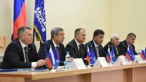 В Брянске прошло заседание регионального политсовета «Единой России»