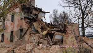Брянского предпринимателя наказали за обрушение здания в Клинцах