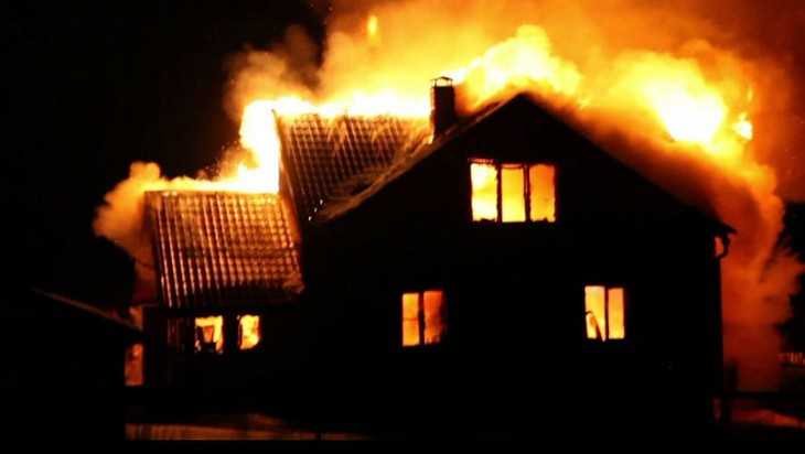В Ржанице сгорел дом с сараем и автомобилем