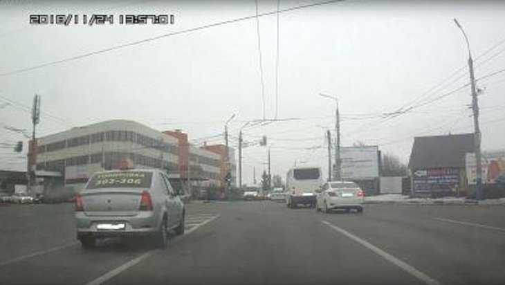 Брянские автоинспекторы наказали очередного антигероя дорожного видео