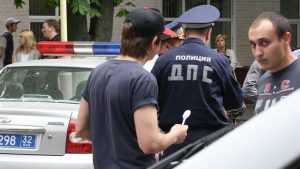 В Брянске сотрудника ДПС обвинили в избиении участника драки у кафе