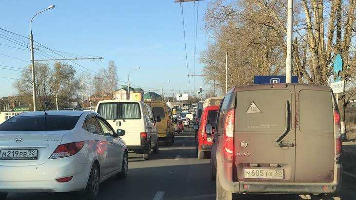 Нищие на «БМВ» и «Тойотах» превратили Брянск в город пробок
