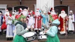 Главную ёлку Брянска откроют на параде Дедов Морозов 25 декабря