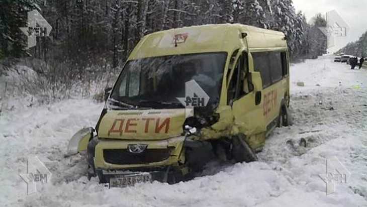 Брянский водитель спас 19 школьников в ДТП на трассе «Украина»