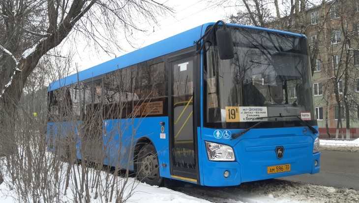 В Брянске по Флотской улице пустили автобус №19д