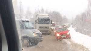 В Брянске из-за ДТП возник огромный затор на «горке нищих»