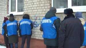 Брянские волонтеры закрасили рекламу наркотиков на стенах зданий