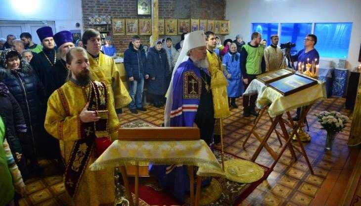 В Успенском храме Карачева прошло второе богослужение за 200 лет