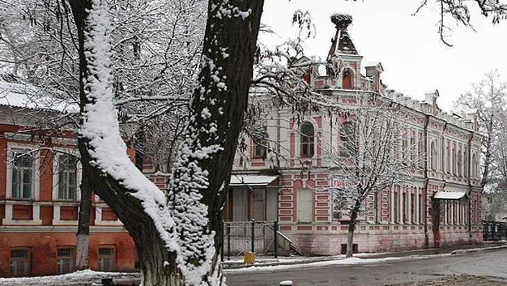 В Новозыбкове отремонтировали 150-летнее здание Дома культуры