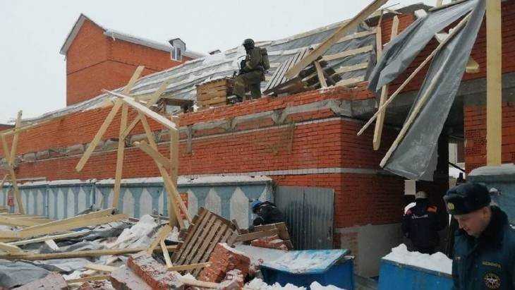 В Брянске при обрушении здания возле рынка никто не пострадал
