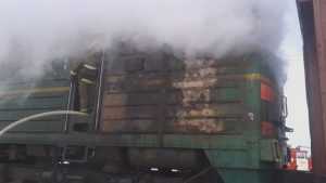 На железной дороге в Унечском районе загорелся тепловоз