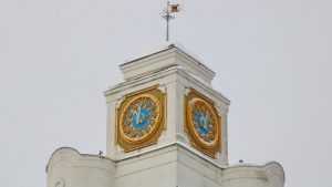 В Брянске починили главные часы города