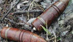 В Севском районе в поле обнаружили пять снарядов времён войны