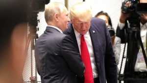 Трамп умоляет о встрече с Путиным