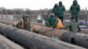 В Брянске прорыв водопровода в Фокинском районе устраняют 4 бригады