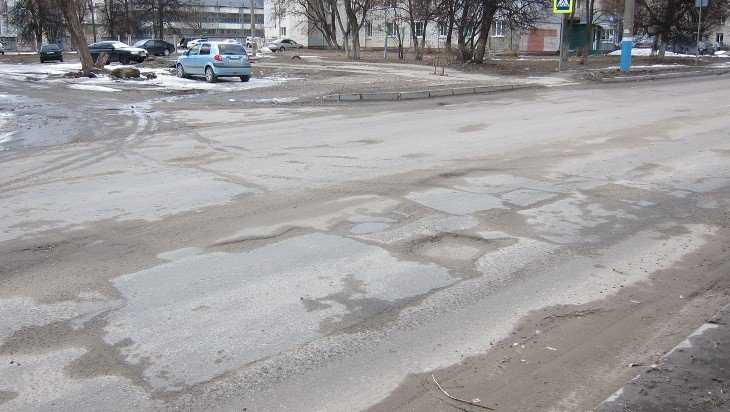 В Брянске летом отремонтируют километр улицы Костычева
