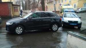 В Брянске водителя «Ауди» оштрафовали за перекрытие проезда скорой