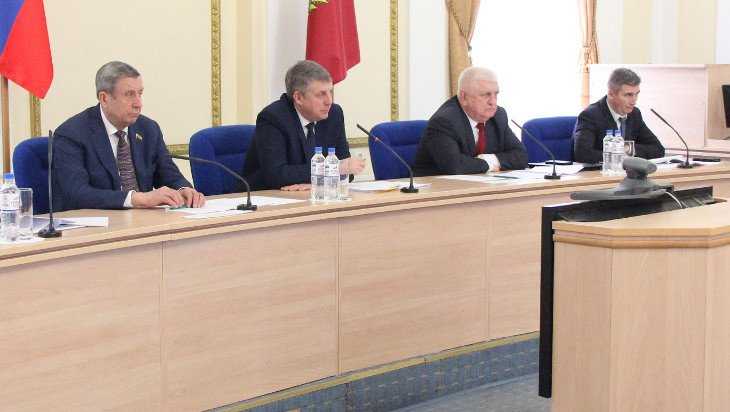 Брянский губернатор Богомаз призвал чиновников жить по закону или уйти