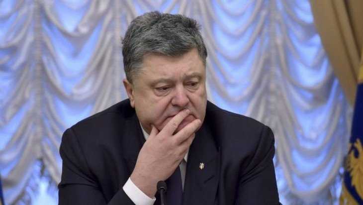Чиновников администрации Порошенко стали вызывать к следователям