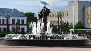 В Клинцах включат фонтан под зонтиком