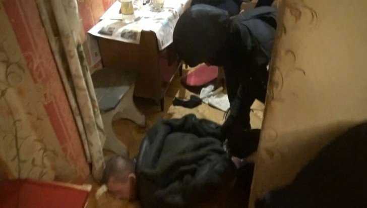 В центре Брянска полиция нашла притон наркоманов