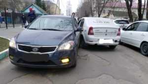 В Брянске произошло ДТП с участием «Яндекс. Такси»