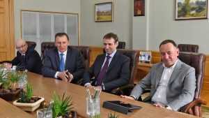 В Брянске прошла встреча председателя Среднерусского банка ПАО Сбербанк и губернатора