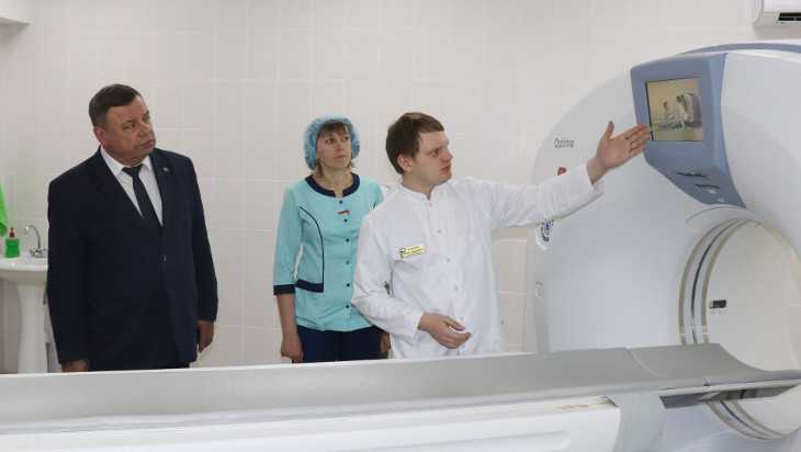 В Погарской больнице открыли кабинет компьютерной томографии