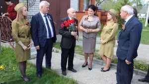 Брянские железнодорожники поздравили ветеранов с Днем Победы