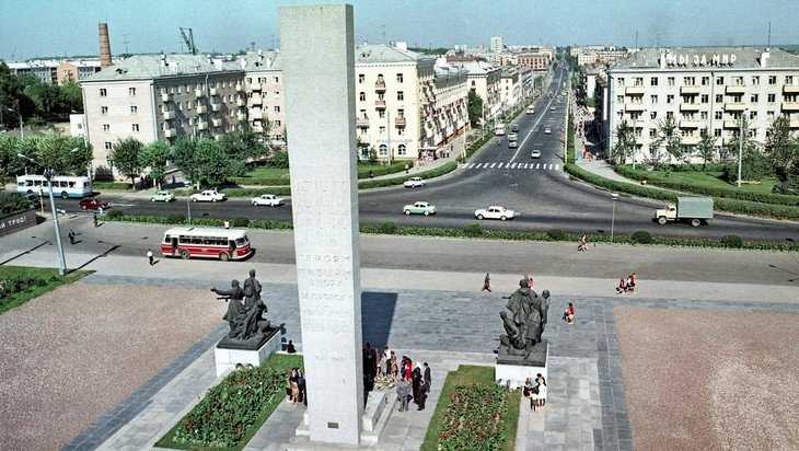 В Брянске показали площадь Партизан образца 1974 года