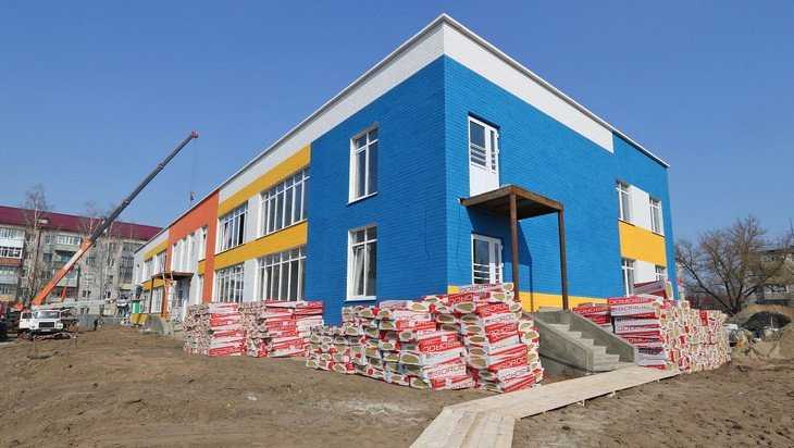 В Брянской области создадут 1800 мест в детских садах