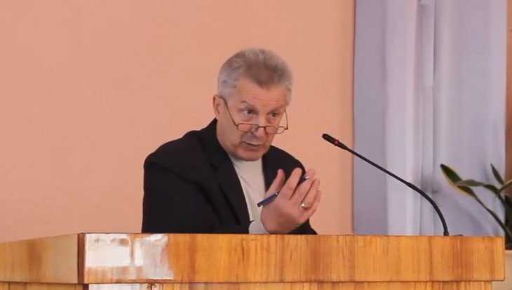 В Клинцах депутат горсовета Дзюбин пошел под суд за избиение подростка