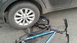 В Сельцо семилетняя велосипедистка упала на ехавший рядом автомобиль