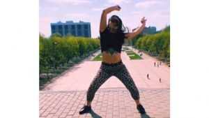 В Брянске девушку оштрафовали за танец на Кургане Бессмертия