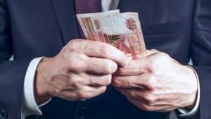 В Брянске директора оштрафовали на 20 тысяч рублей за долги рабочим