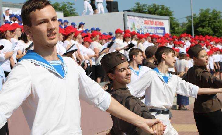 Брянск удивил размахом и красками празднования Дня России