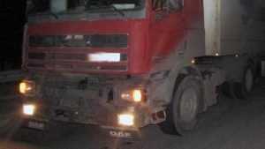 В Климовском районе грузовик сбил шедшего по середине дороги мужчину