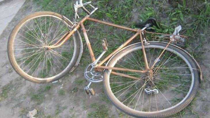 В Сельцо Брянской области легковушка сбила 70-летнюю велосипедистку