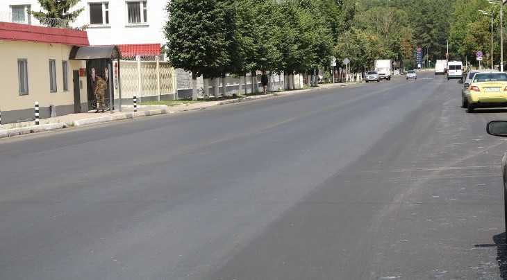 В Володарском районе Брянска три дороги почти отремонтировали