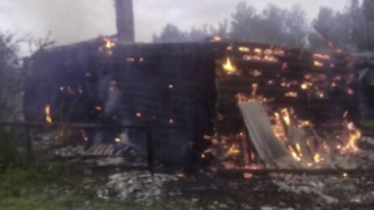 В Красногорском районе в сгоревшем доме погиб мужчина