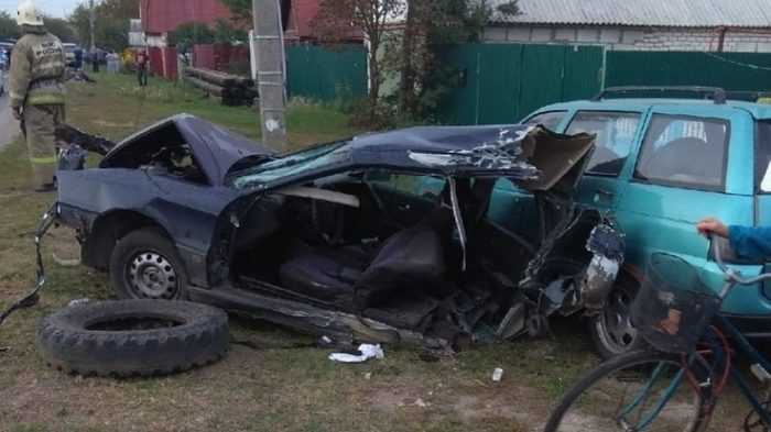 В Клинцах госпитализировали водителя разорванного на части «Ауди»