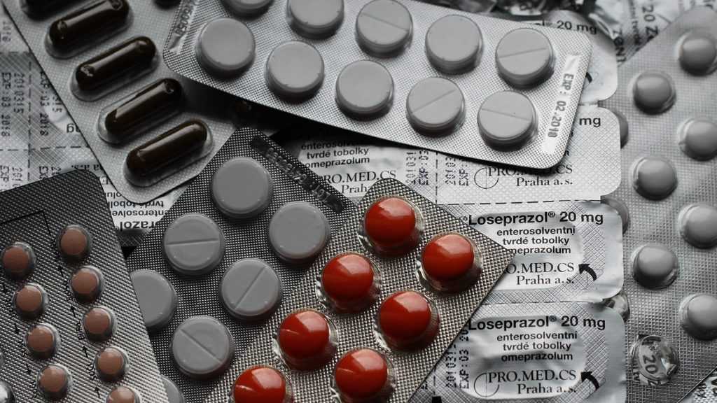 В России штрафы за продажу лекарств без рецептов повысят до 200 тысяч рублей