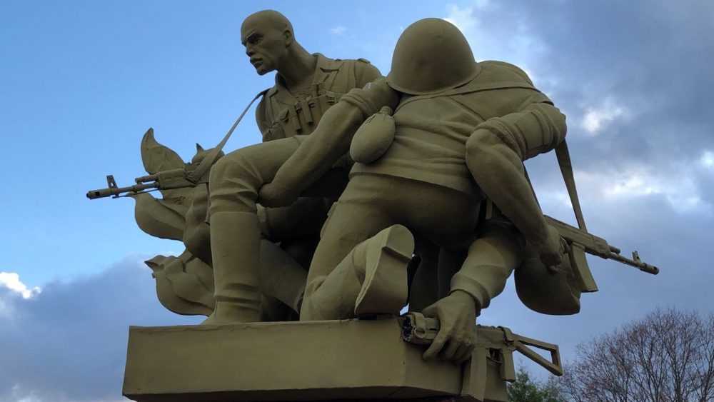 Памятник Воинам-интернационалистам станет собственностью Брянска