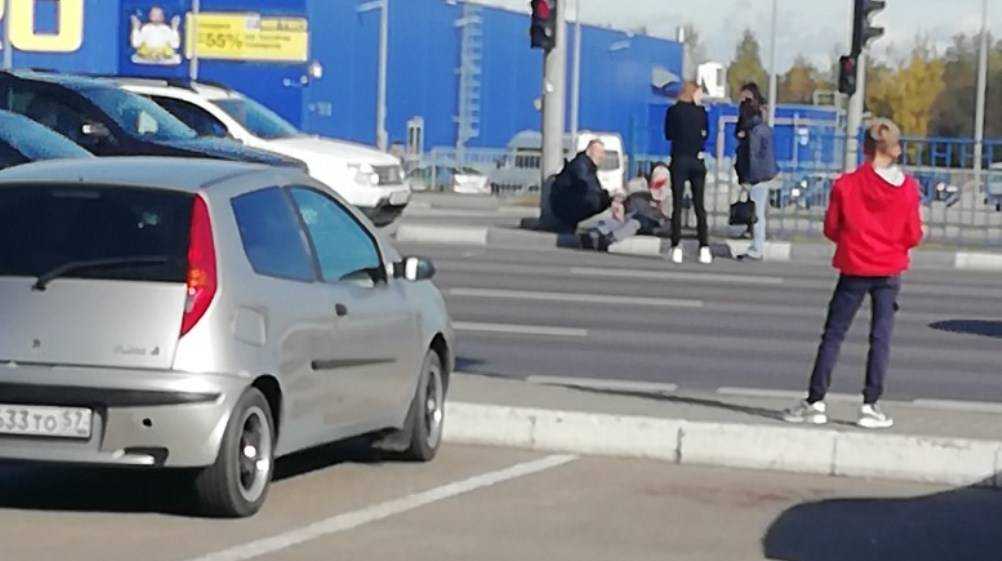 В Брянске легковушка сбила мужчину возле гипермаркета «Линия»